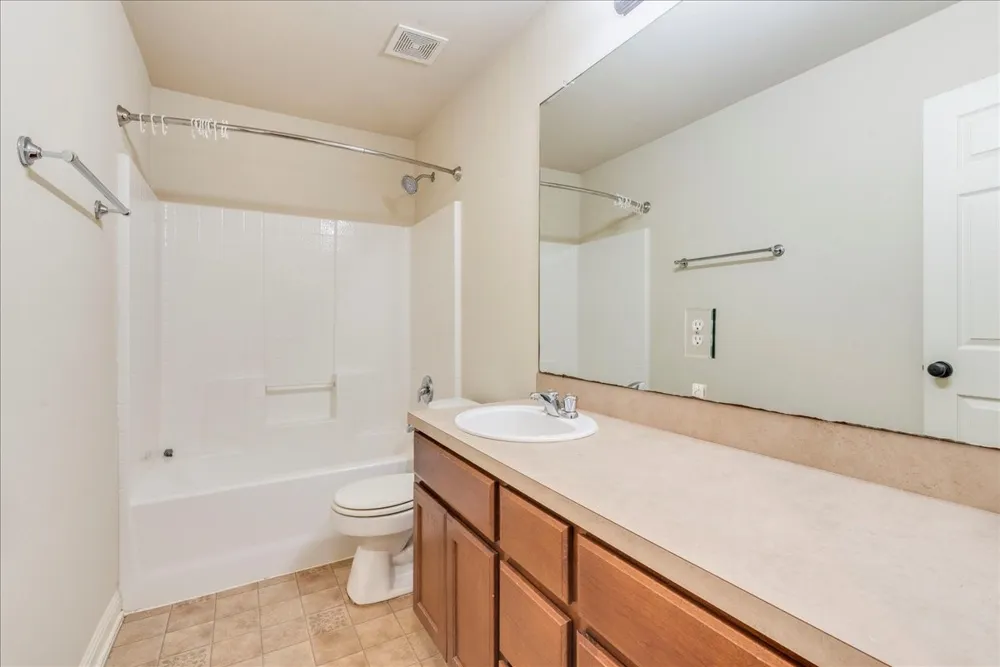 21506 Patton Avenue Lago Vista, TX 78645