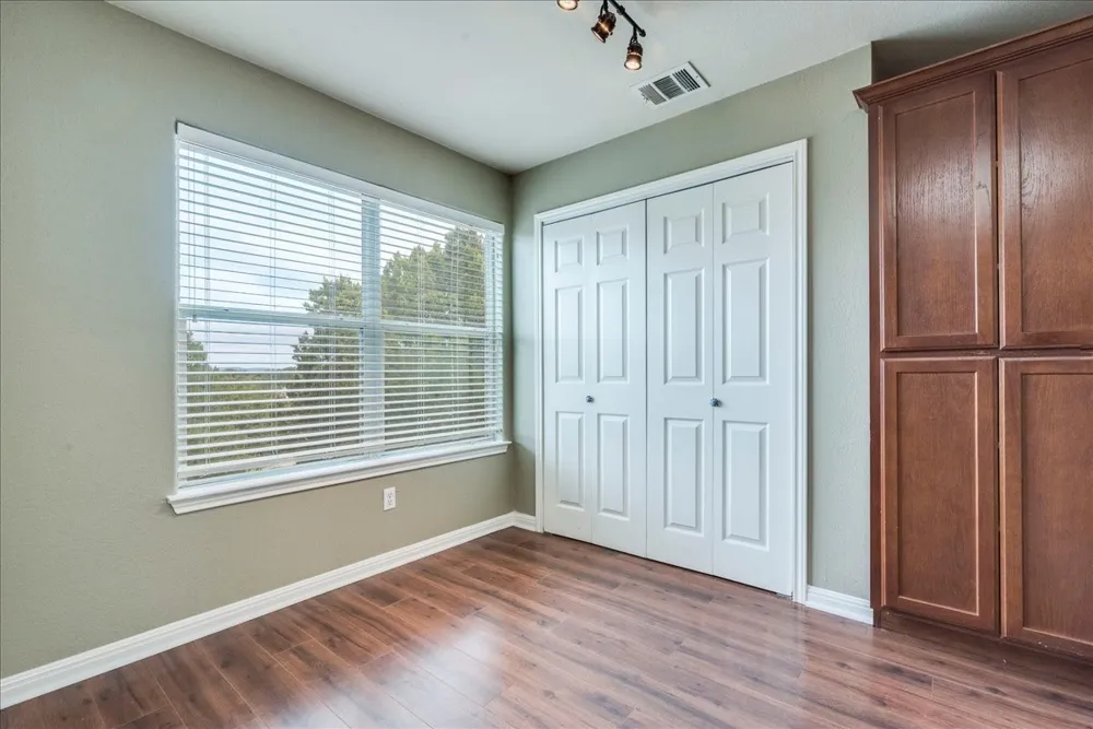 21506 Patton Avenue Lago Vista, TX 78645