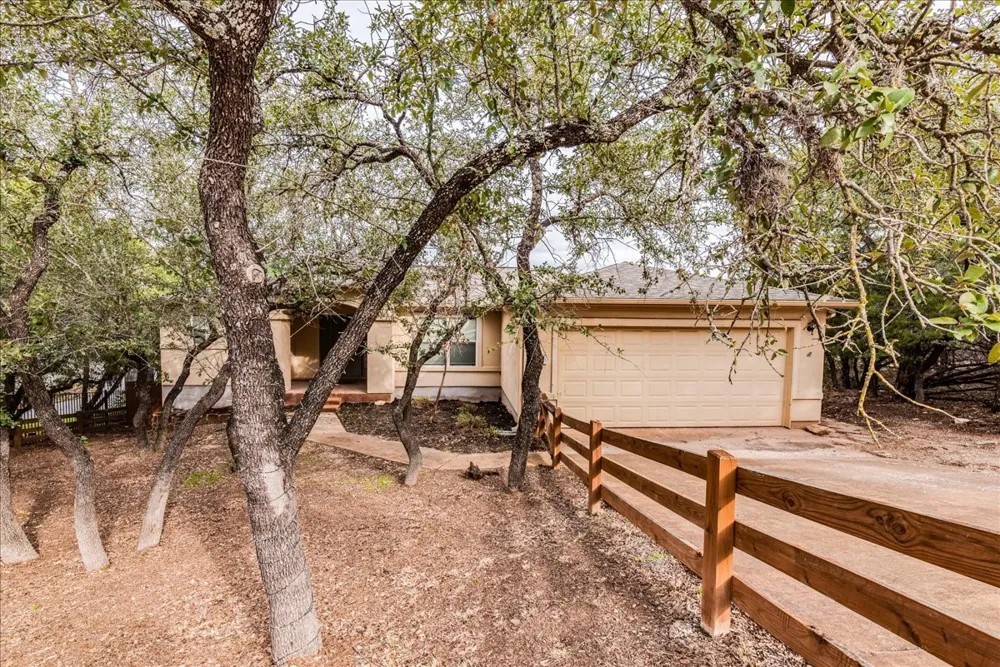 21506 Patton Avenue Lago Vista, TX 78645