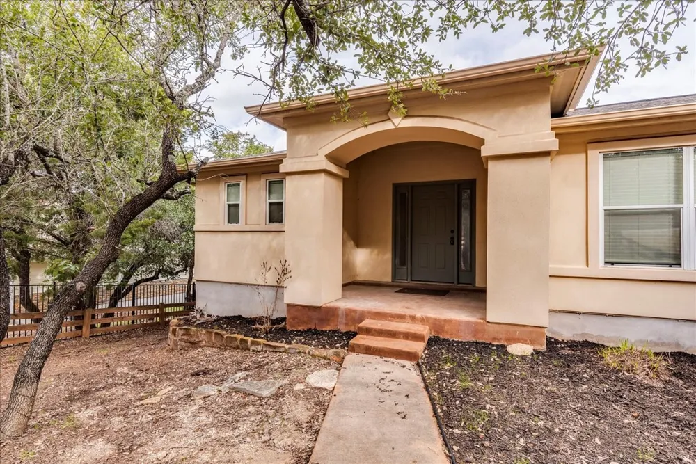 21506 Patton Avenue Lago Vista, TX 78645