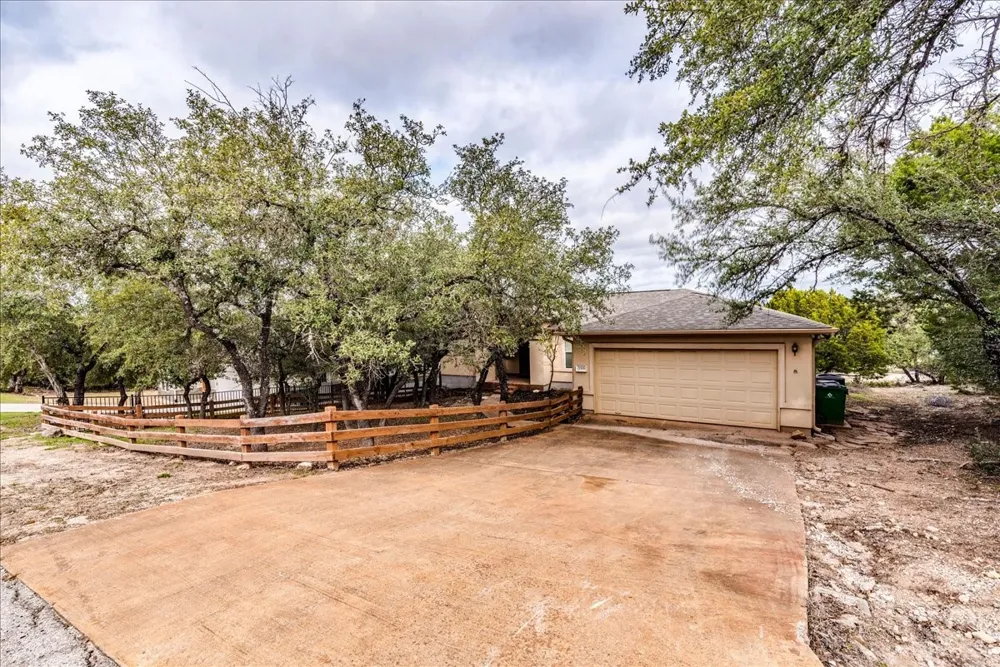 21506 Patton Avenue Lago Vista, TX 78645