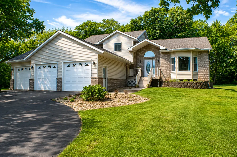 15665 Century Estates Circle Cold Spring, MN 56320