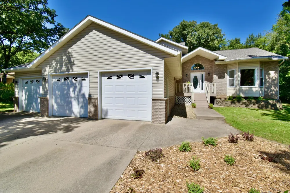 15665 Century Estates Circle Cold Spring, MN 56320