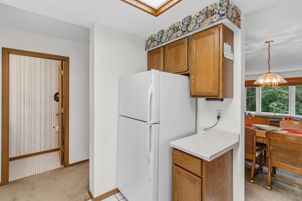2420 Mendelssohn Lane #5 Golden Valley, MN 55427