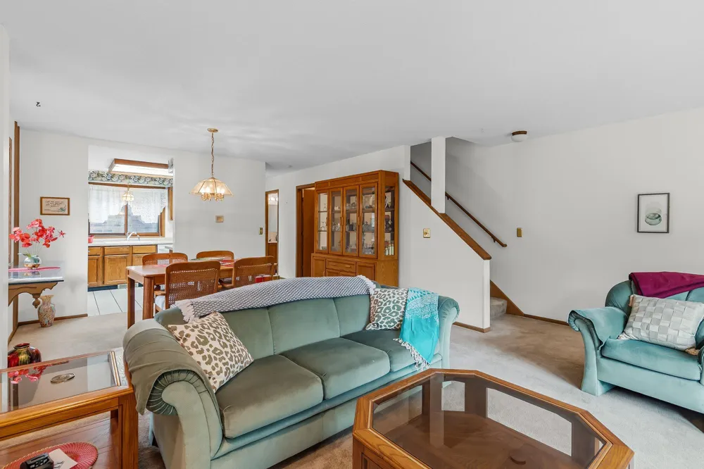2420 Mendelssohn Lane #5 Golden Valley, MN 55427
