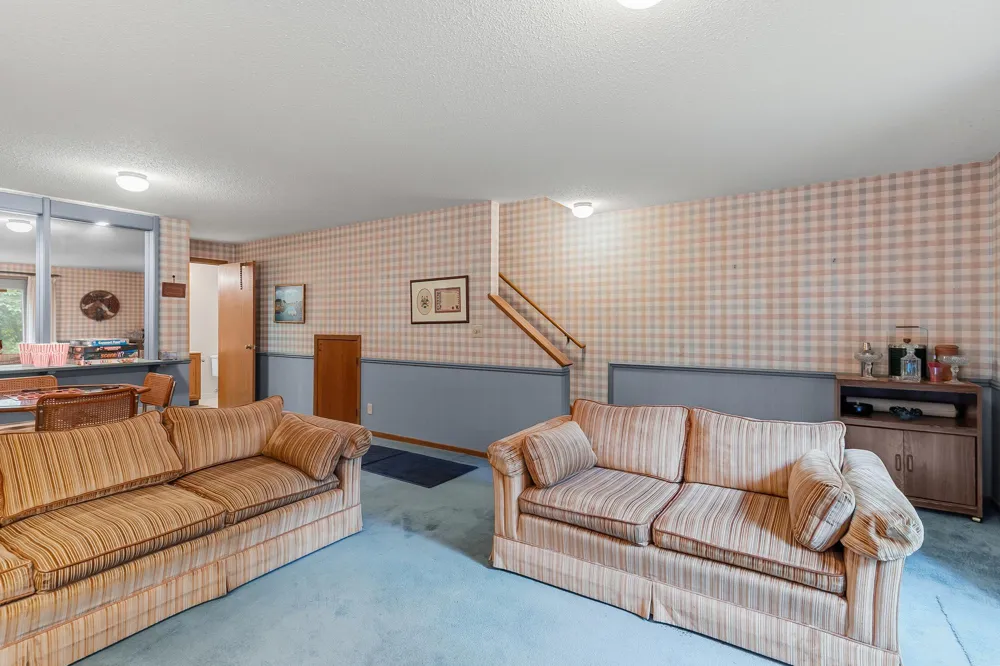 2420 Mendelssohn Lane #5 Golden Valley, MN 55427