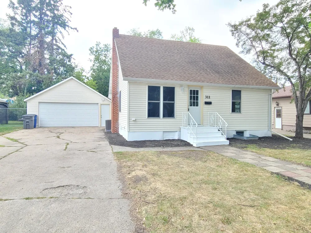 311 14th Street Moorhead, MN 56560