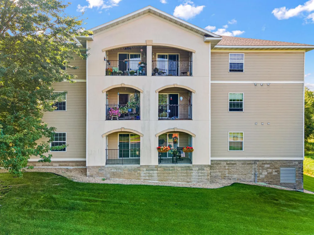 15570 Linnet Street NW #2-102 Andover, MN 55304