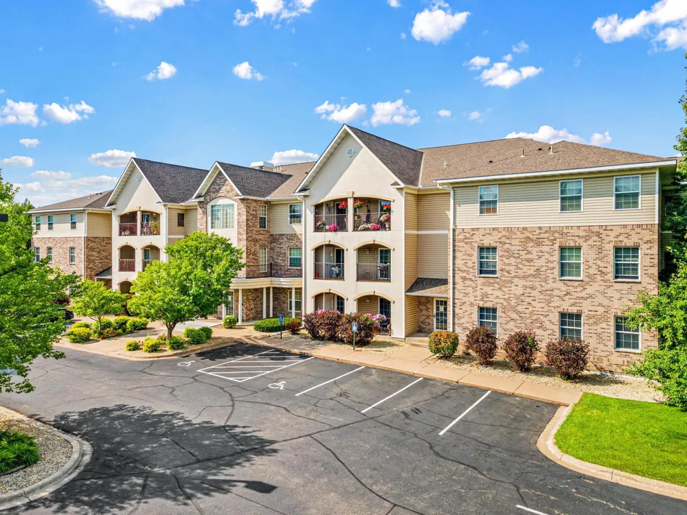 15570 Linnet Street NW #2-102 Andover, MN 55304