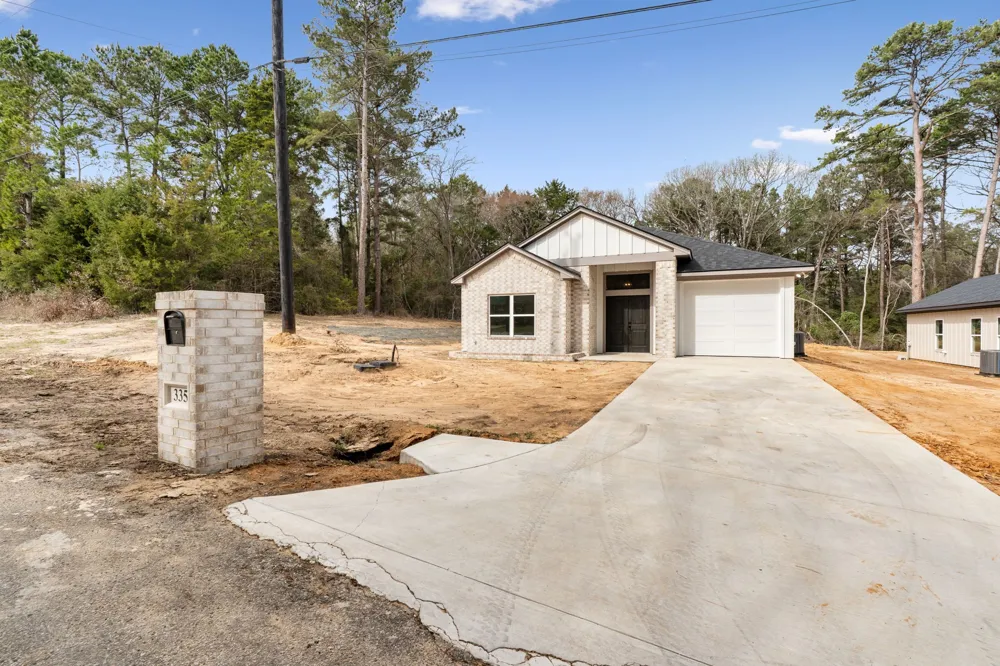 335 Perdanales Drive Bullard, TX 75757