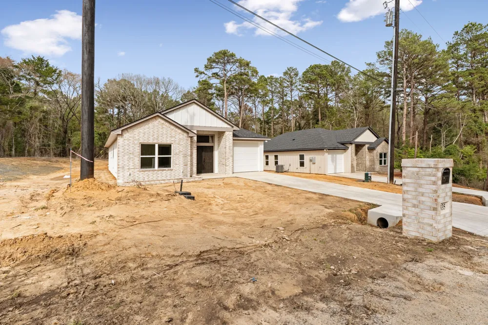 335 Perdanales Drive Bullard, TX 75757