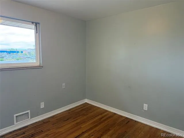 3124 Quari Street Aurora, CO 80011