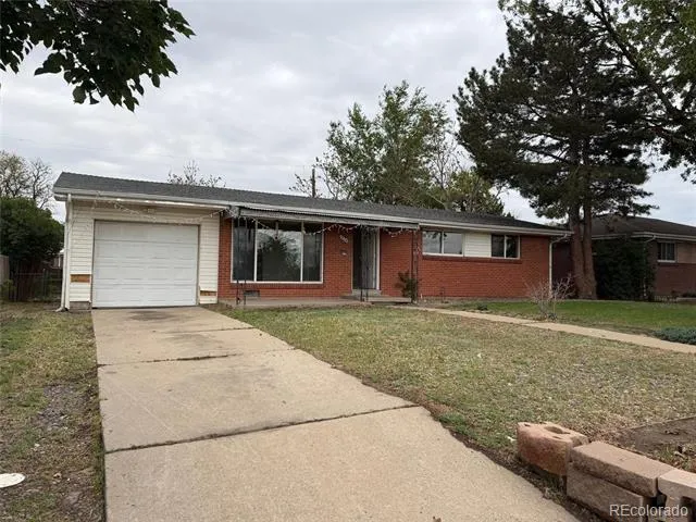 3124 Quari Street Aurora, CO 80011