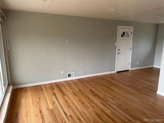 3124 Quari Street Aurora, CO 80011