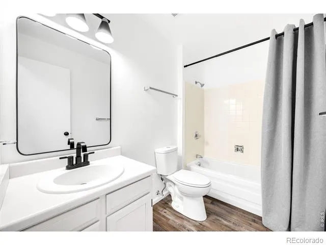 2314 Bowen Street Longmont, CO 80501