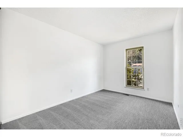 2314 Bowen Street Longmont, CO 80501
