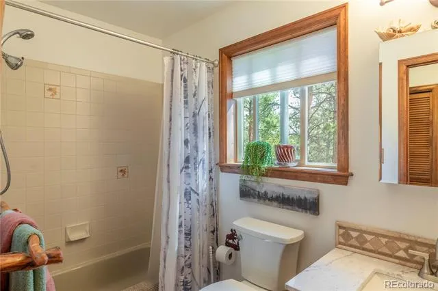 187 Arrowrock Circle Florissant, CO 80816