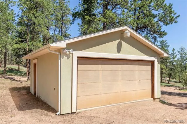 187 Arrowrock Circle Florissant, CO 80816