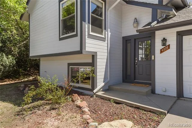 4335 Conquista Drive Colorado Springs, CO 80916
