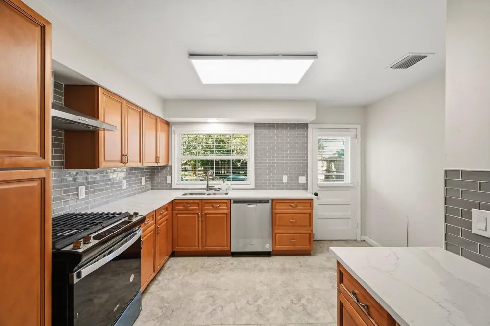 5109 Nina Lee Lane Houston, TX 77092