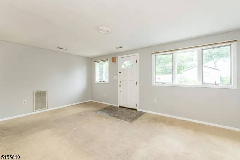 97 New York Ave Jefferson, NJ 07849