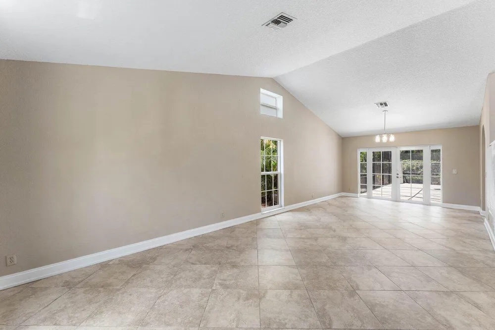 3331 NW 71st Street Coconut Creek, FL 33073