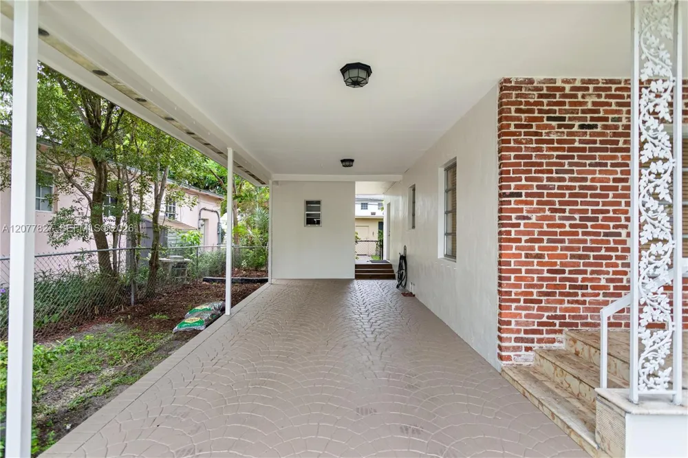 72 Palmetto Dr #0 Miami Springs, FL 33166