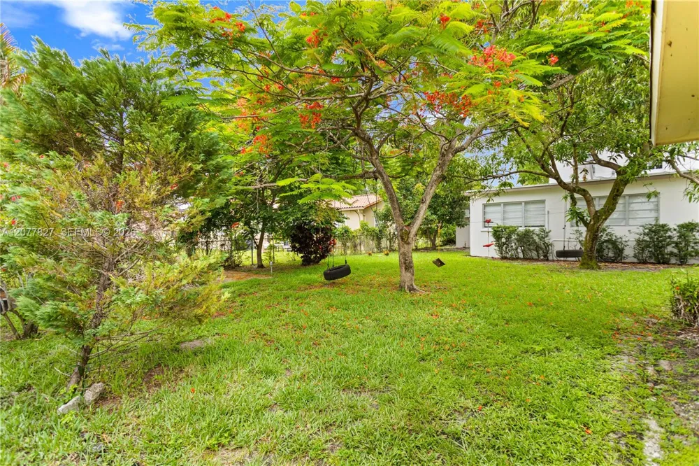 72 Palmetto Dr #0 Miami Springs, FL 33166