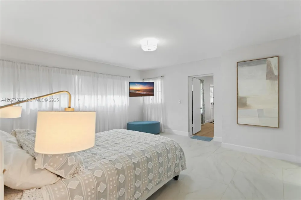 72 Palmetto Dr #0 Miami Springs, FL 33166