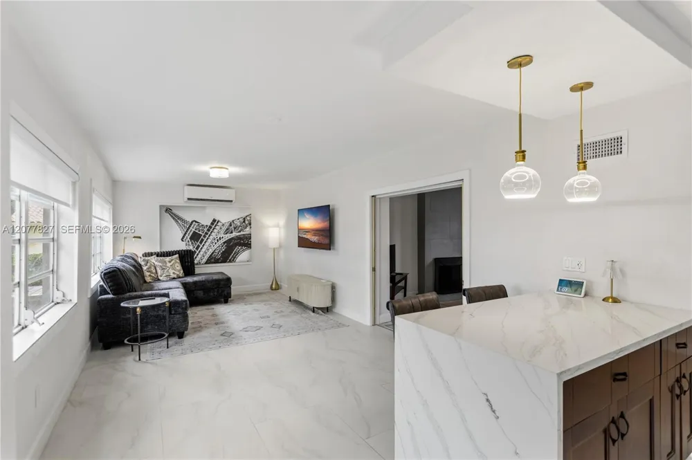 72 Palmetto Dr #0 Miami Springs, FL 33166