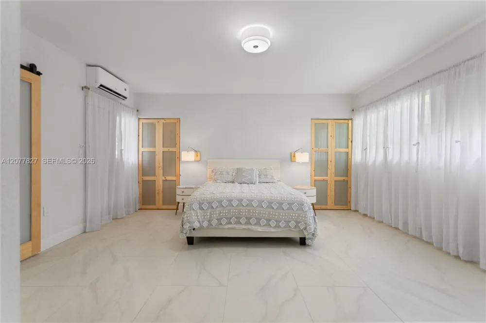 72 Palmetto Dr #0 Miami Springs, FL 33166