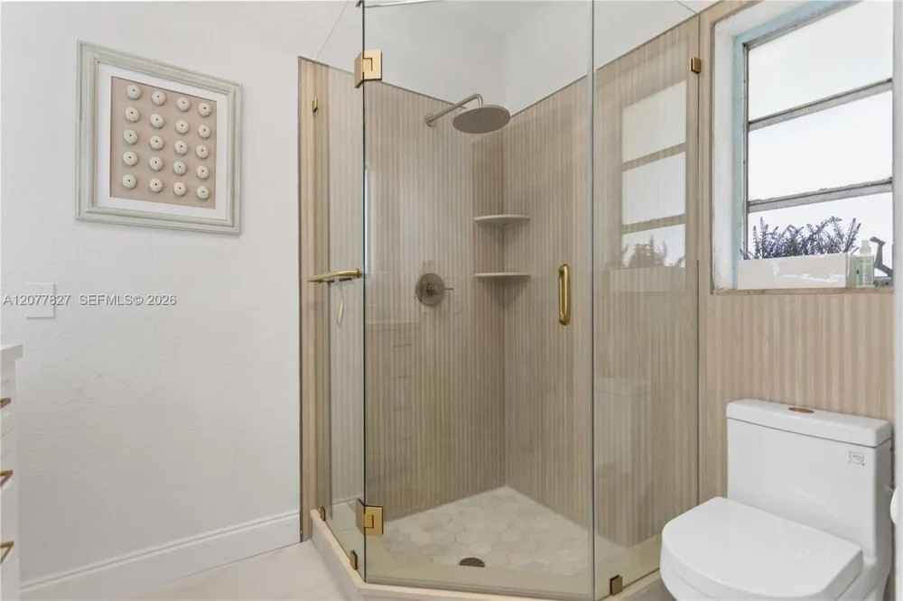 72 Palmetto Dr #0 Miami Springs, FL 33166