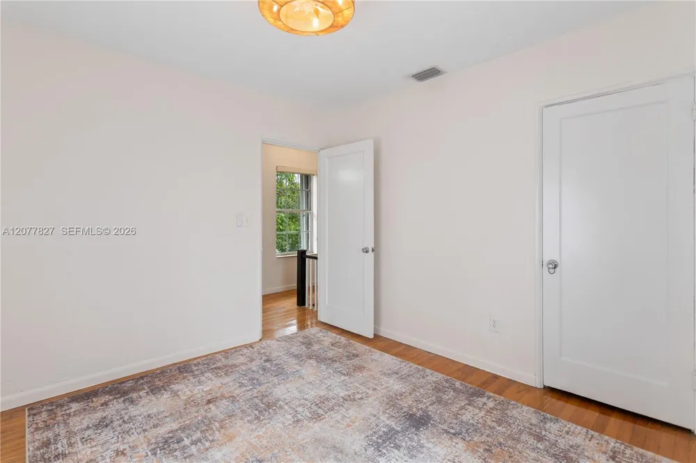 72 Palmetto Dr #0 Miami Springs, FL 33166