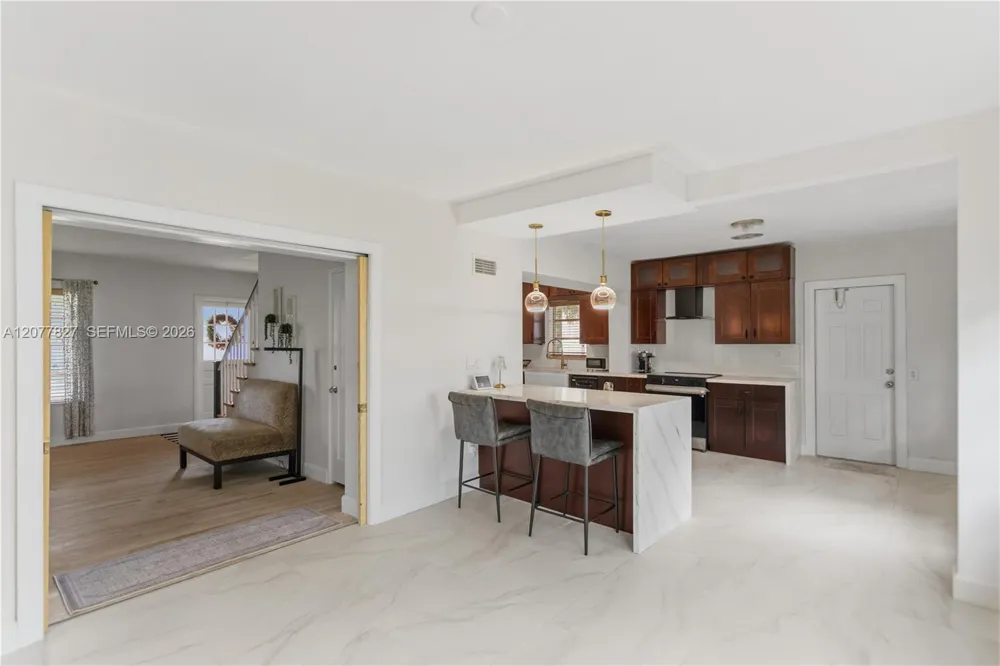 72 Palmetto Dr #0 Miami Springs, FL 33166