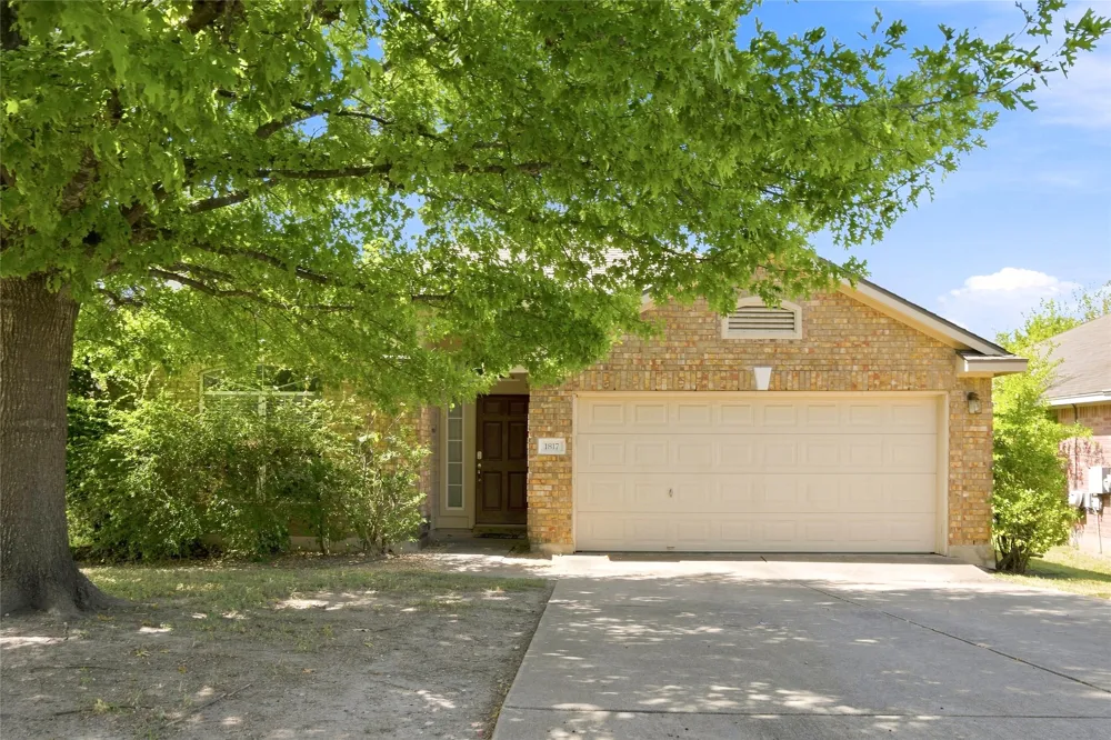1817 Shaker Trail Austin, TX 78754