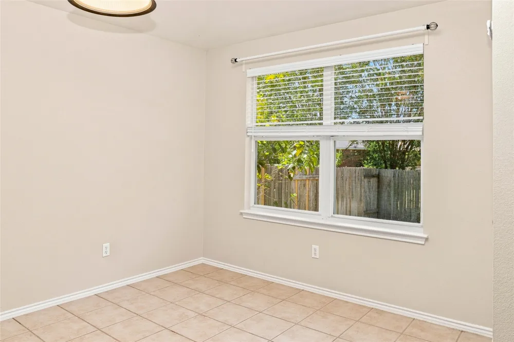 1817 Shaker Trail Austin, TX 78754