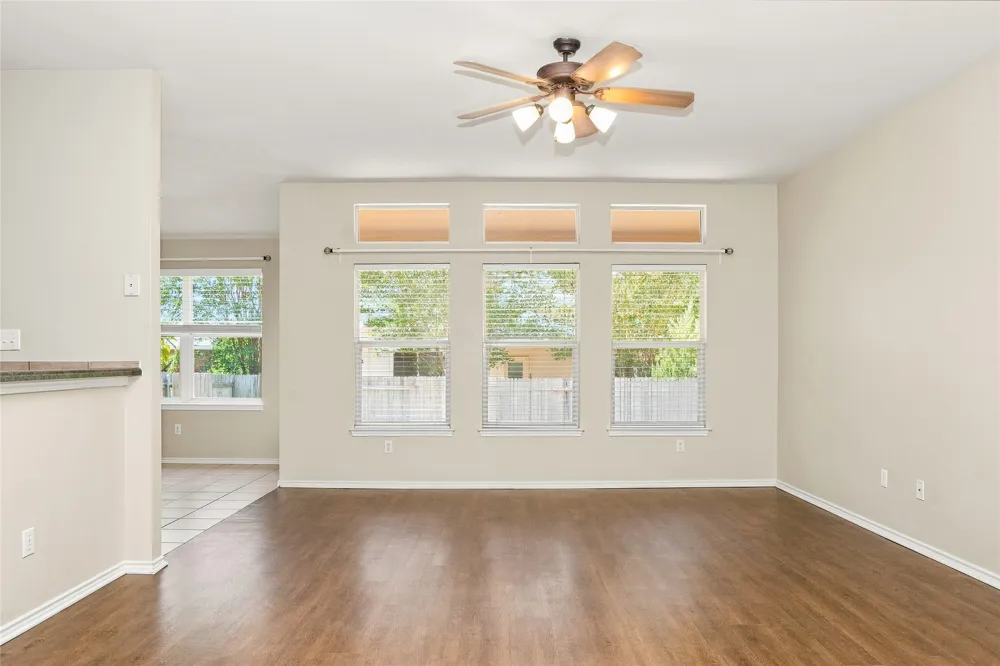 1817 Shaker Trail Austin, TX 78754