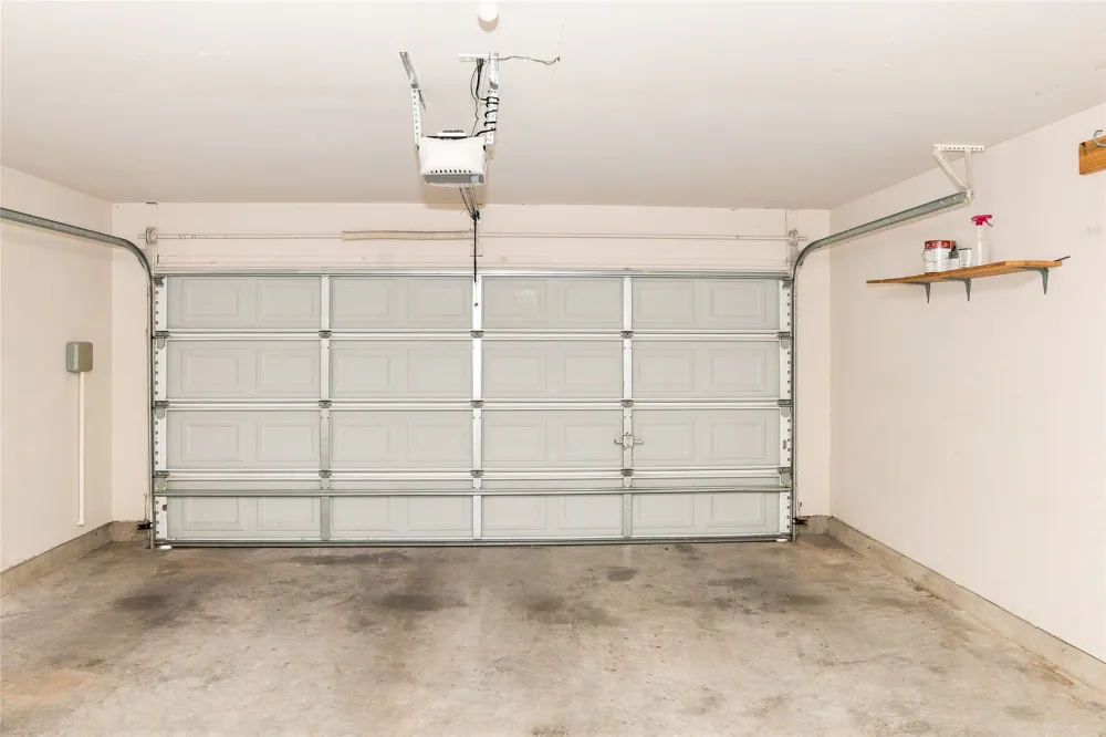 1817 Shaker Trail Austin, TX 78754