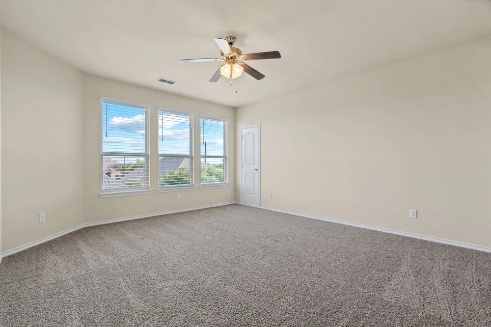 1704 Sparrow Street Argyle, TX 76226