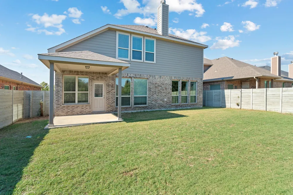 1704 Sparrow Street Argyle, TX 76226