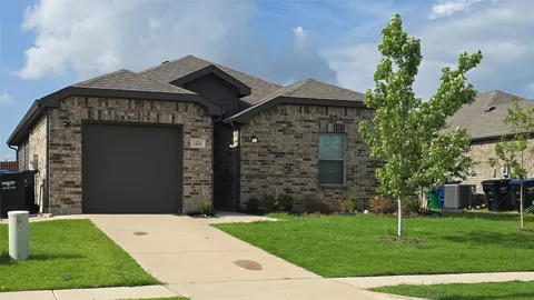 1416 Waverley Drive