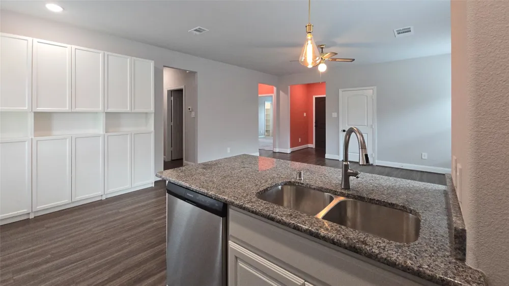 1416 Waverley Drive Greenville, TX 75402