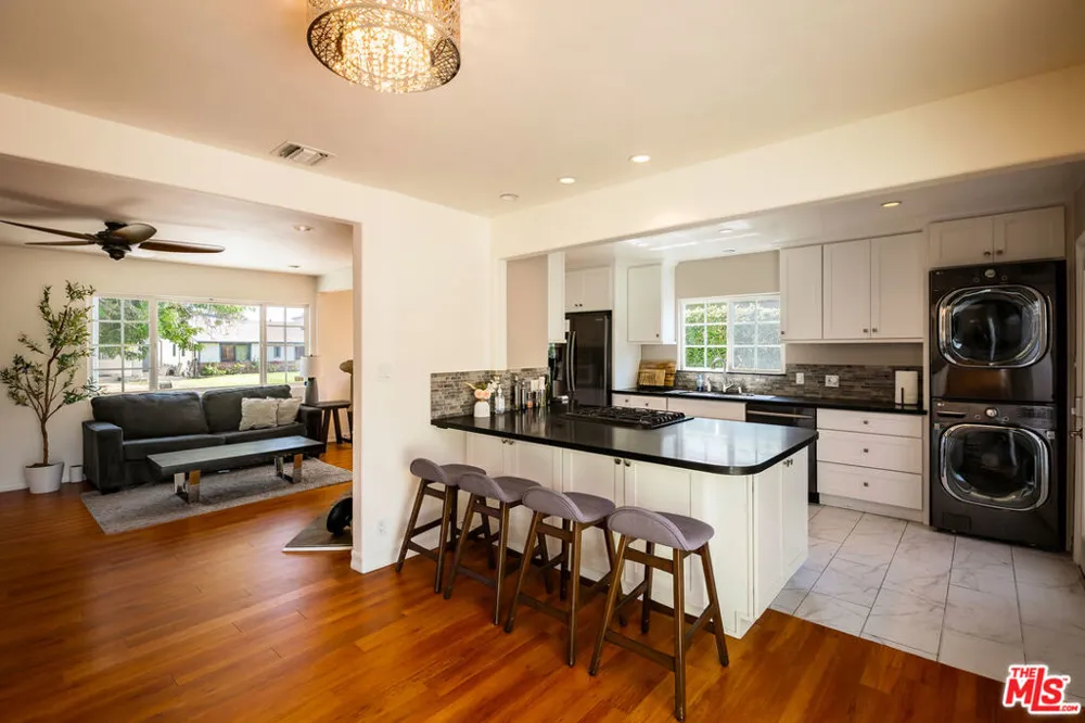 4747 Berryman Avenue Culver City, CA 90230