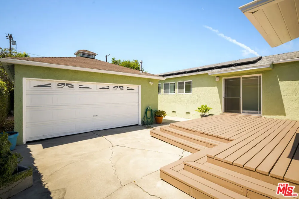 4747 Berryman Avenue Culver City, CA 90230