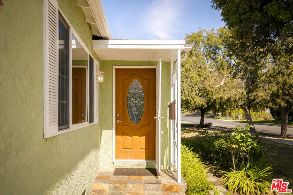 4747 Berryman Avenue Culver City, CA 90230