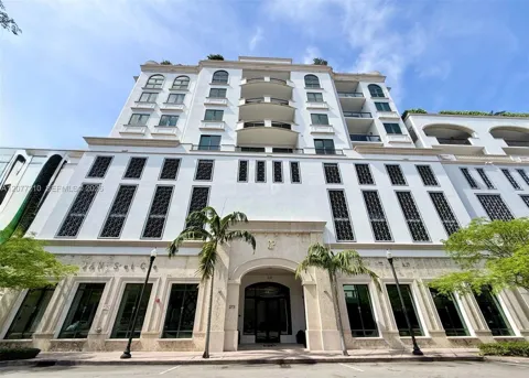 275 Giralda Ave #6A