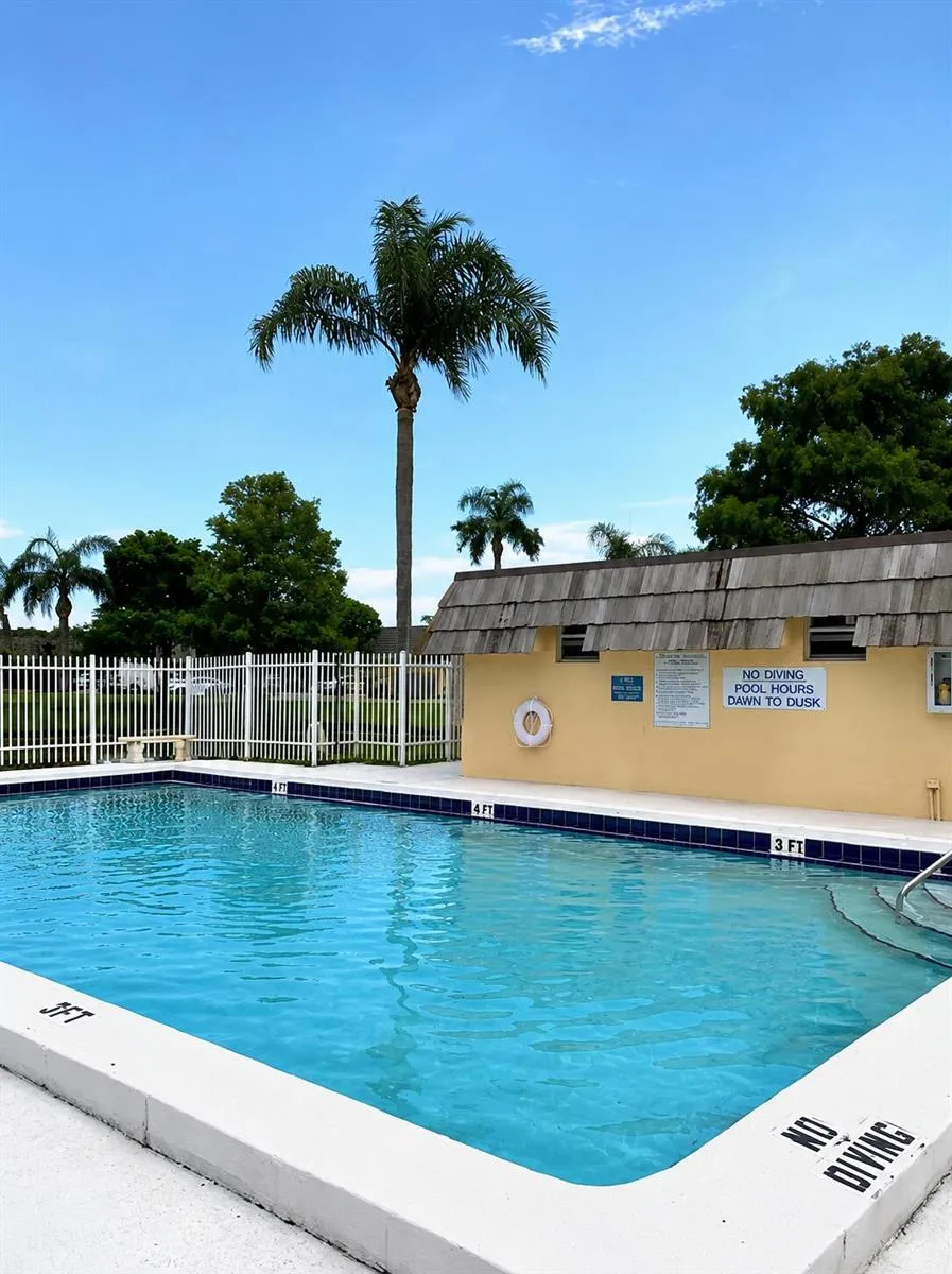 2370 WATERSIDE DRIVE Lake Worth, FL 33461