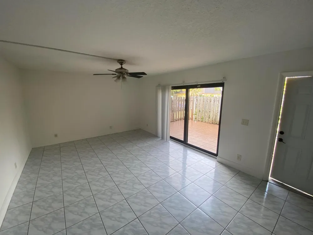 2370 WATERSIDE DRIVE Lake Worth, FL 33461