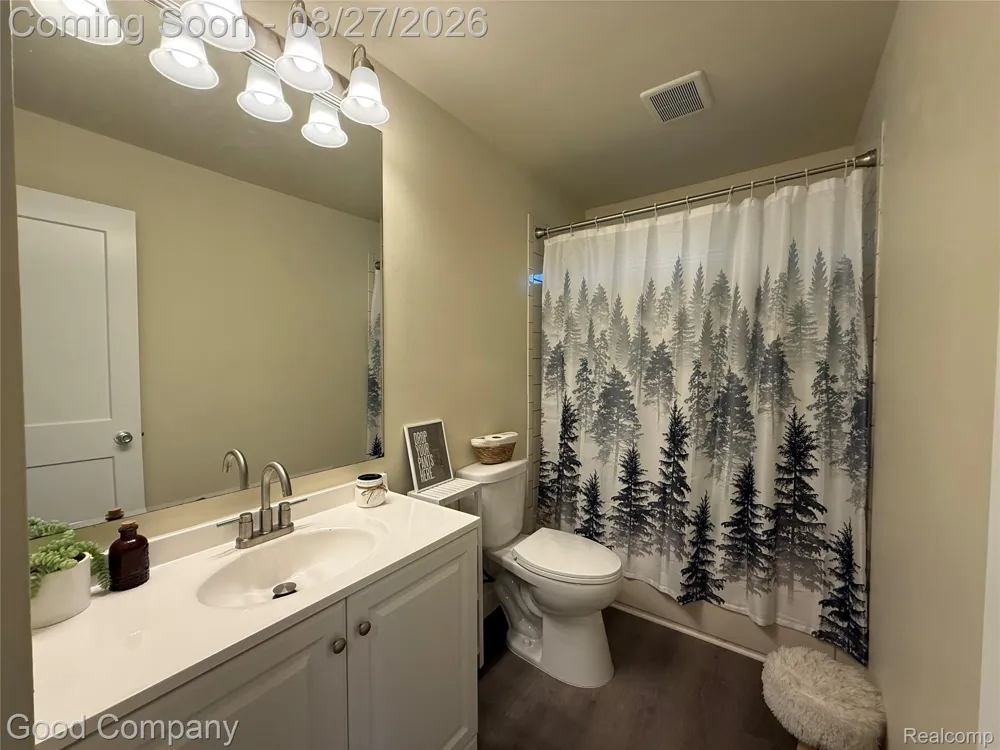 3026 Wyoming Avenue Flint City, MI 48506