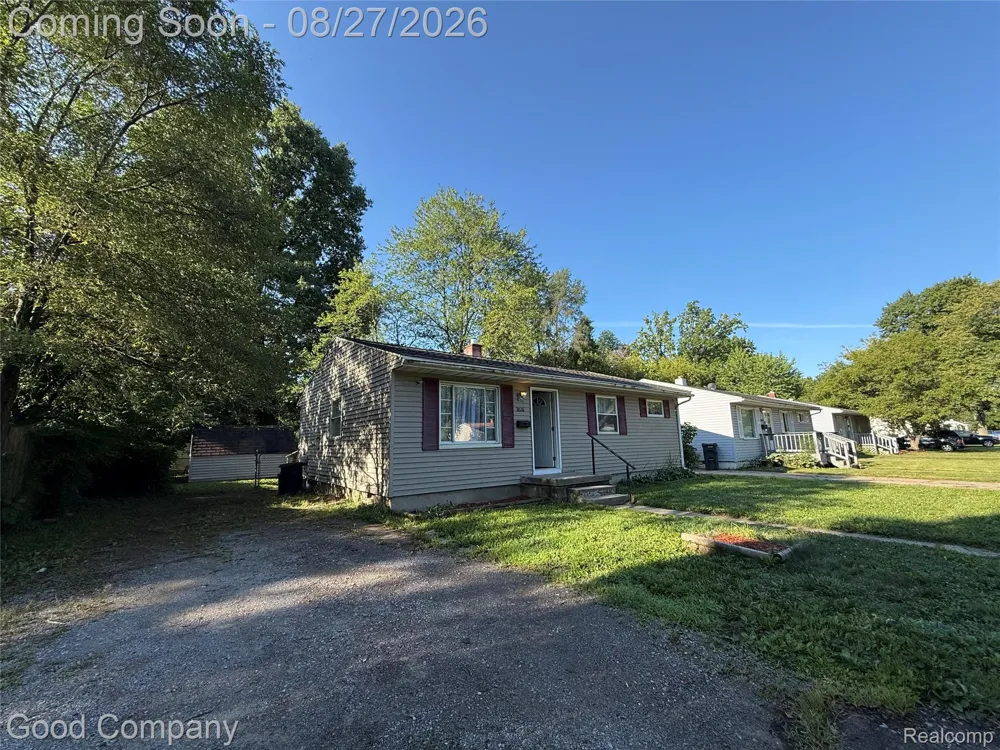 3026 Wyoming Avenue Flint City, MI 48506